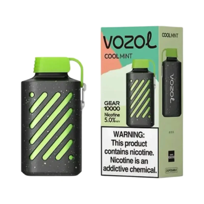 Zdjęcie przedstawiające e-papieros Vozol Gear 10000 lub Neon 10000 z wyraźnie widoczną silikonową nasadką ochronną na ustnik oraz solidną, być może lekko teksturowaną obudową. Może być na tle sugerującym użytkowanie w podróży lub podczas aktywności fizycznej.