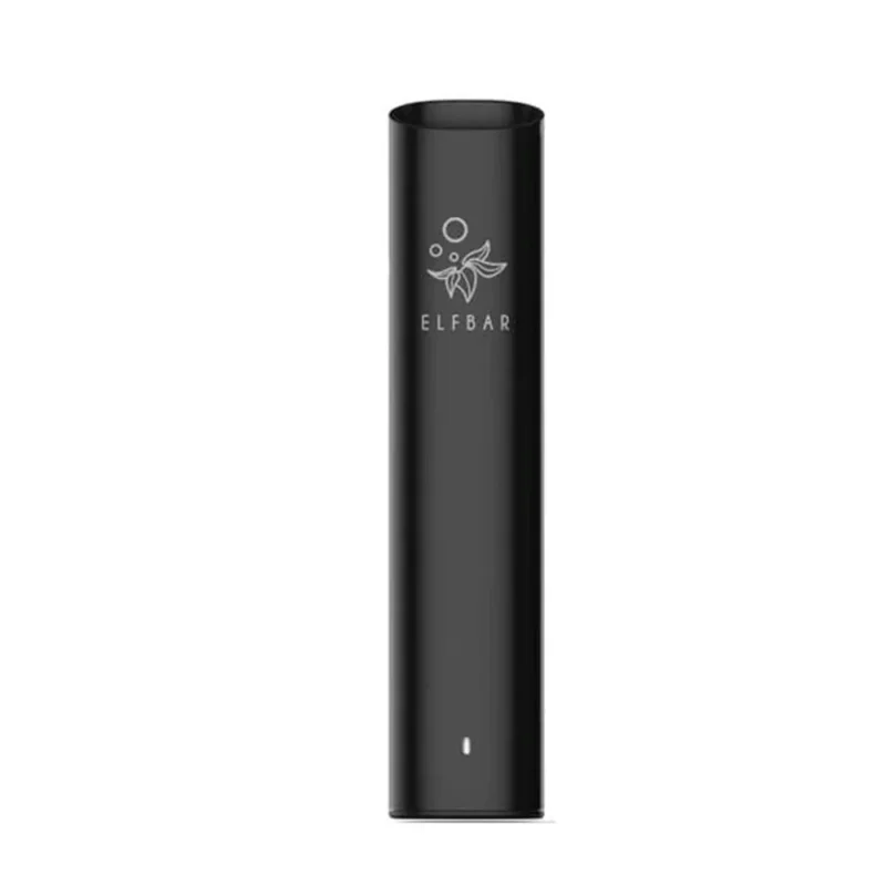 Zbliżenie na system pod Elf Bar z widocznym fabrycznie napełnionym wkładem (pre-filled pod) włożonym do urządzenia, z obok leżącym kablem USB-C i schematycznym przekrojem grzałki mesh.